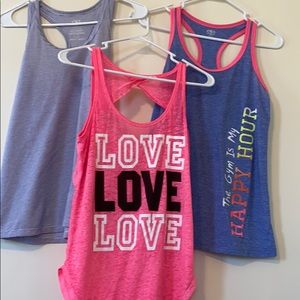 TANK TOPS LOT OF 3 size small!!! GREAT CONDITION!